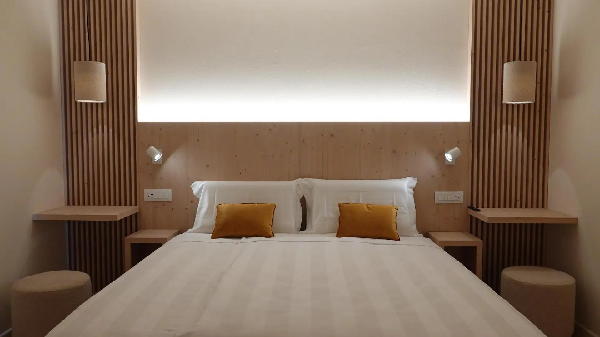 Bed & Breakfast Alpine Rooms And Suites Livigno - Camana Noa -