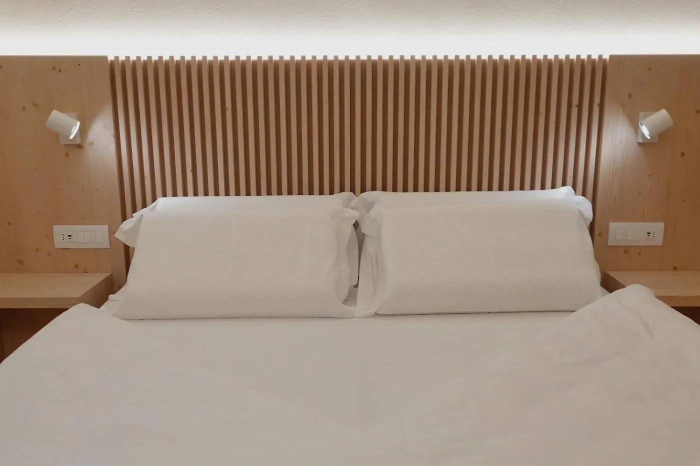Alpine Rooms And Suites Livigno - Camana Noa -
