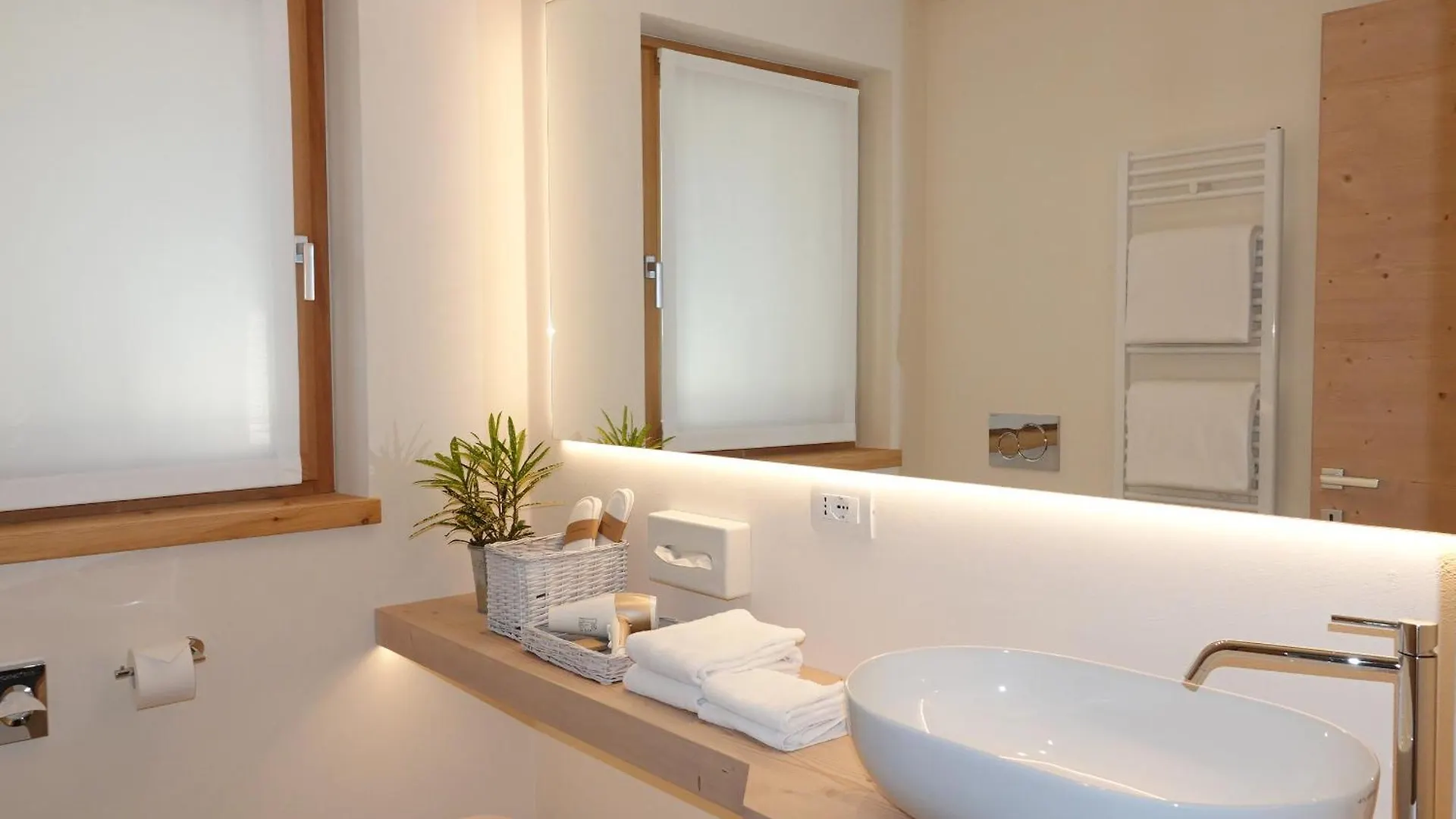 Bed & Breakfast Alpine Rooms And Suites Livigno - Camana Noa -