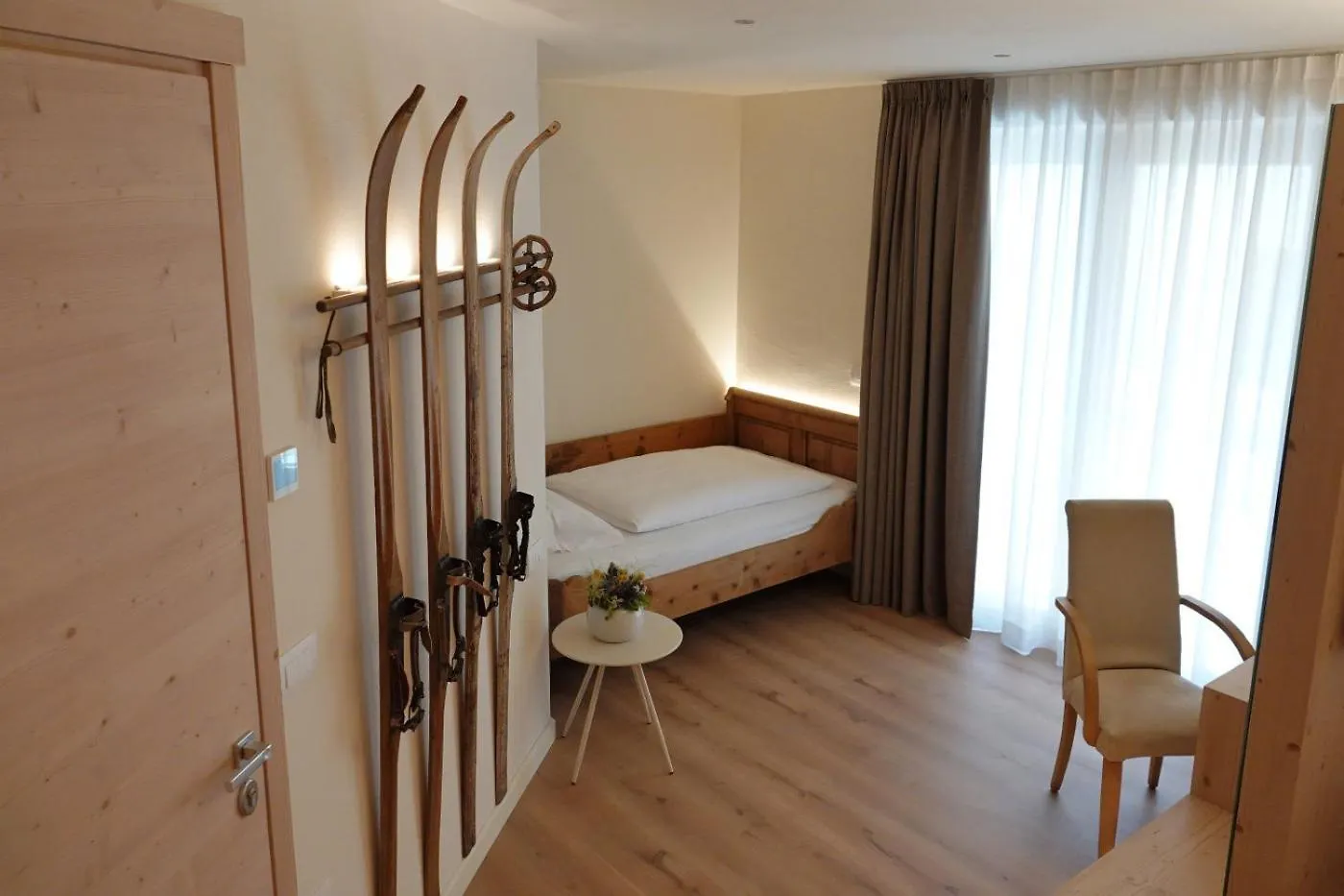 Alpine Rooms And Suites Livigno - Camana Noa - Bed & Breakfast