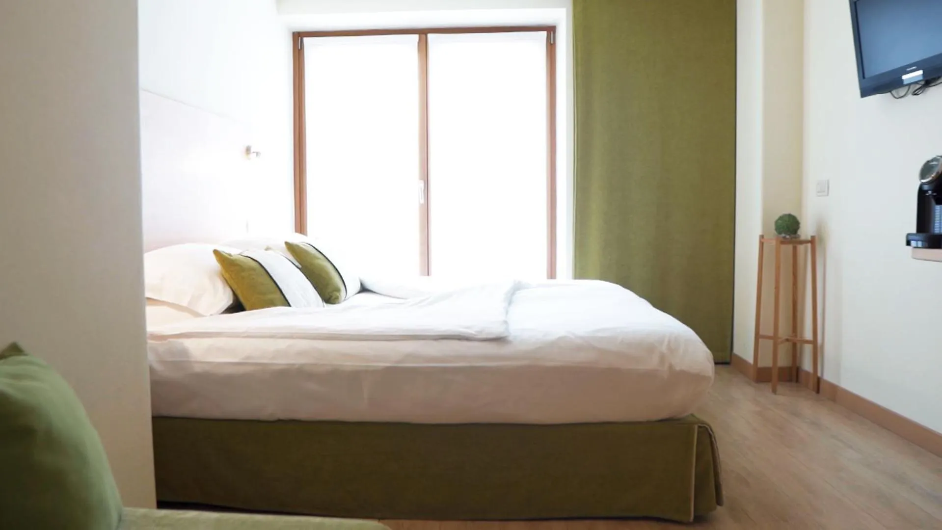 Alpine Rooms And Suites Livigno - Camana Noa - 3*,  Italy